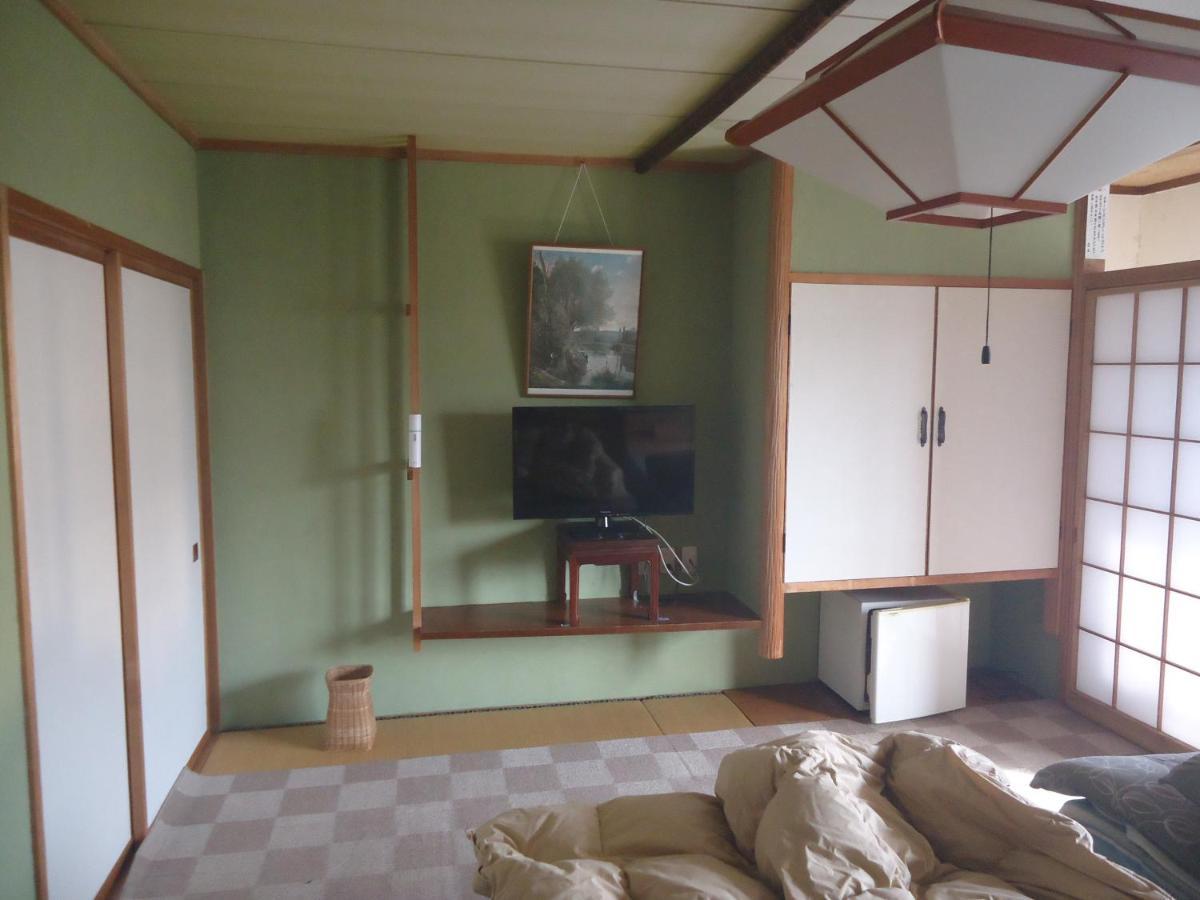 Cafe Cerisier栖里時絵 Hotel Myoko Exterior foto