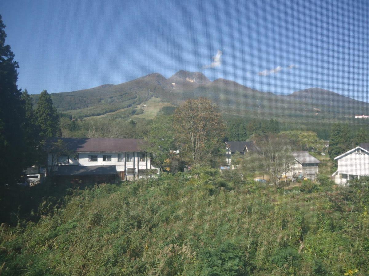 Cafe Cerisier栖里時絵 Hotel Myoko Exterior foto